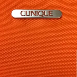 Clinique Bags - BOGO SALE |NWOT | Clinique | Tote Bag & Coin Purse Clinique Bags - BOGO SALE |NWOT | Clinique | Tote Bag & Coin Purse